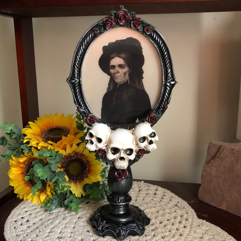 Gothic Skull Rose Black Vanity Frame with Changing Sepia Portrait